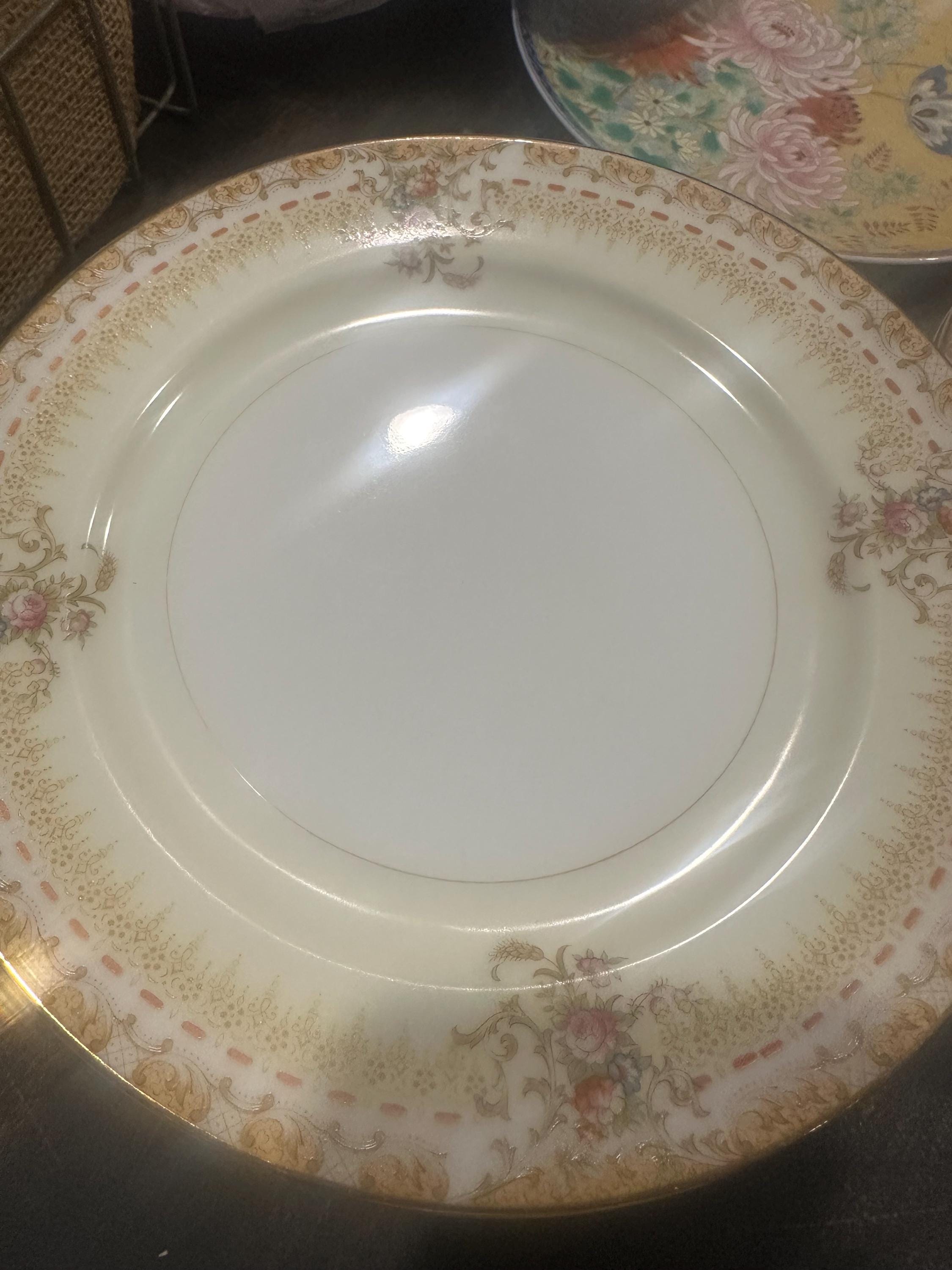 Meito Vintage China dining set